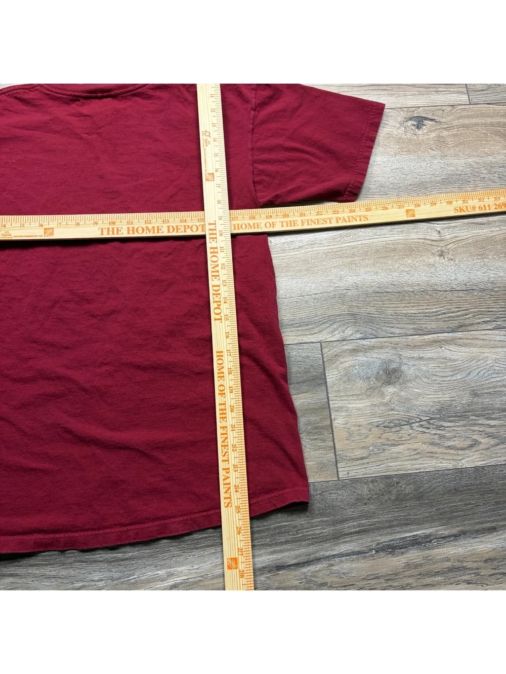 00’s Colorado Avalanche Hockey tee, good colors no flaws, size Medium